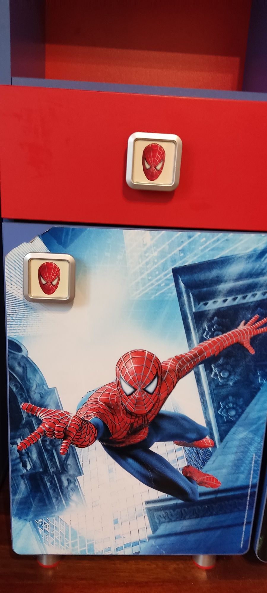 Regał z półkami i szafką Spiderman