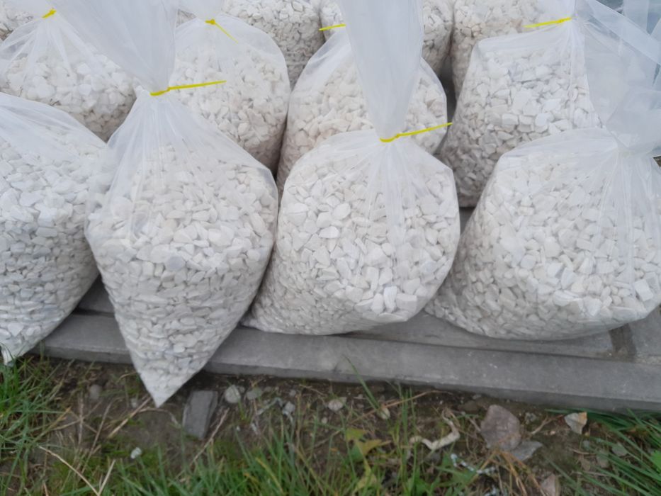 Kamień grys ozdobny do ogrodu lub na cmentarz 8-16mm biała mariannna