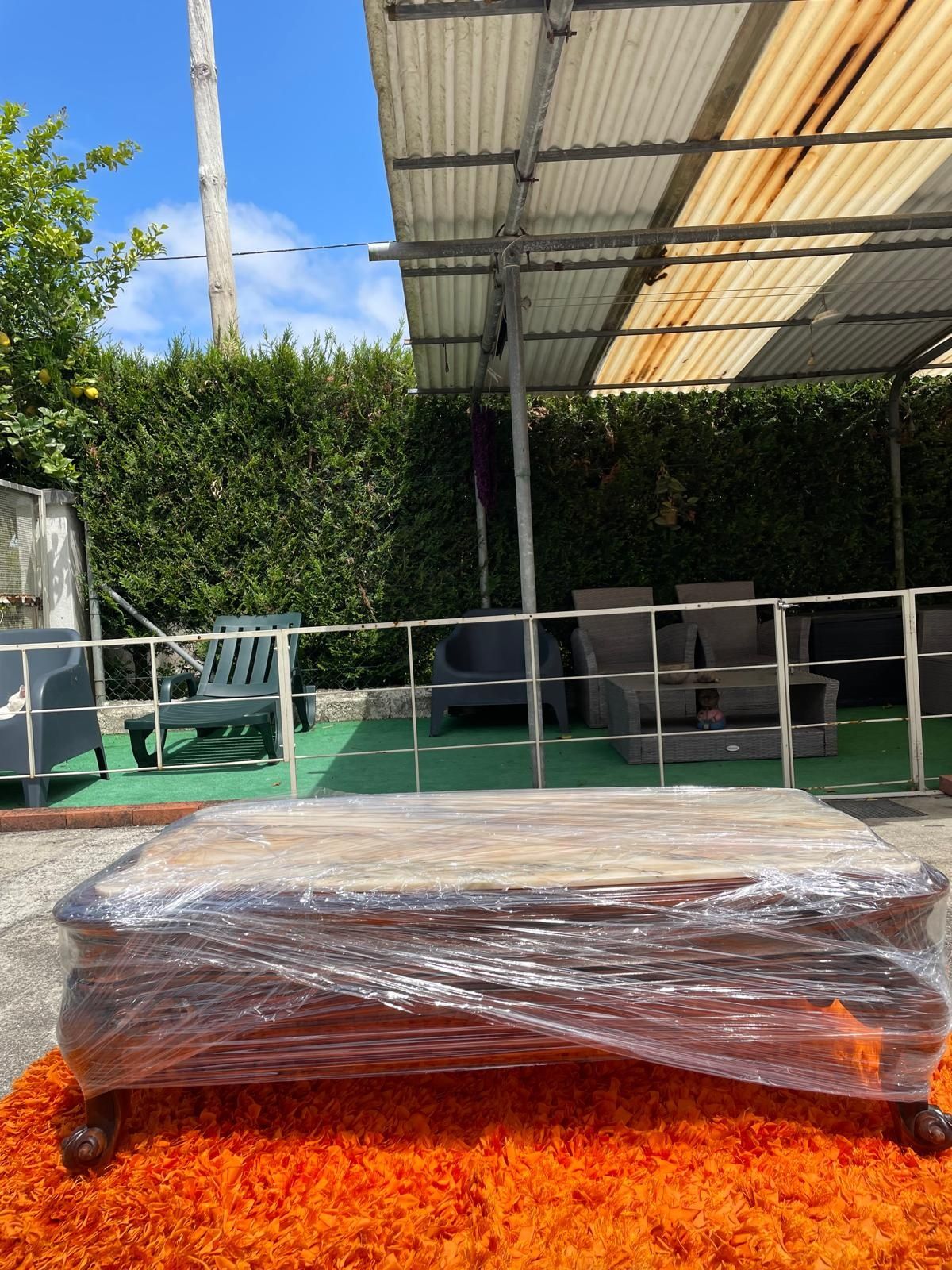 Mesa de centro trabalhada
