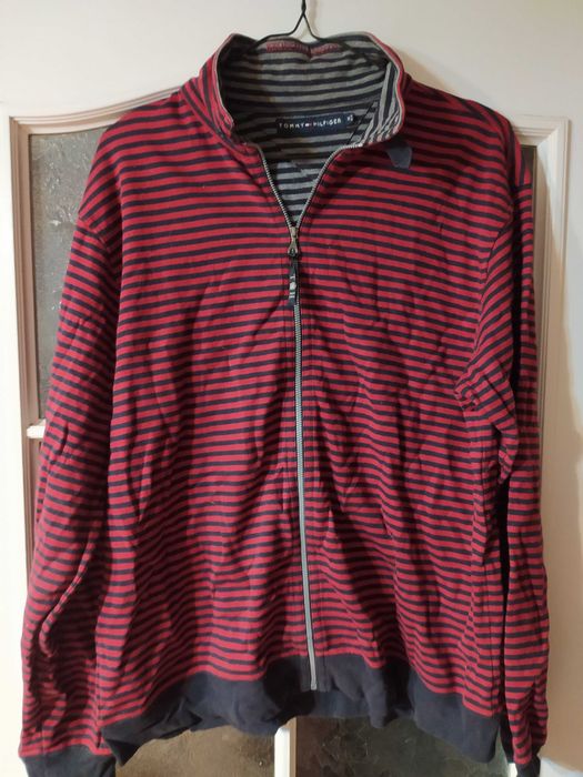 Sweter na zamek Tommy H. rozmiar L w paski uzywany