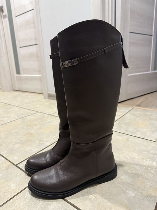 Чоботи жіночі шкіряні