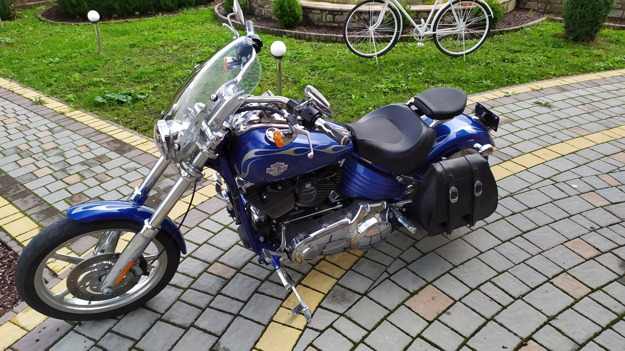 Harley Davidson Rocker C Softail