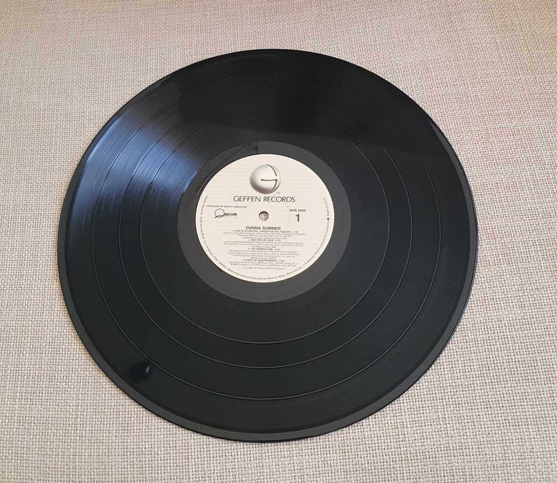 Lp vinil Donna Summer        Love is on Control