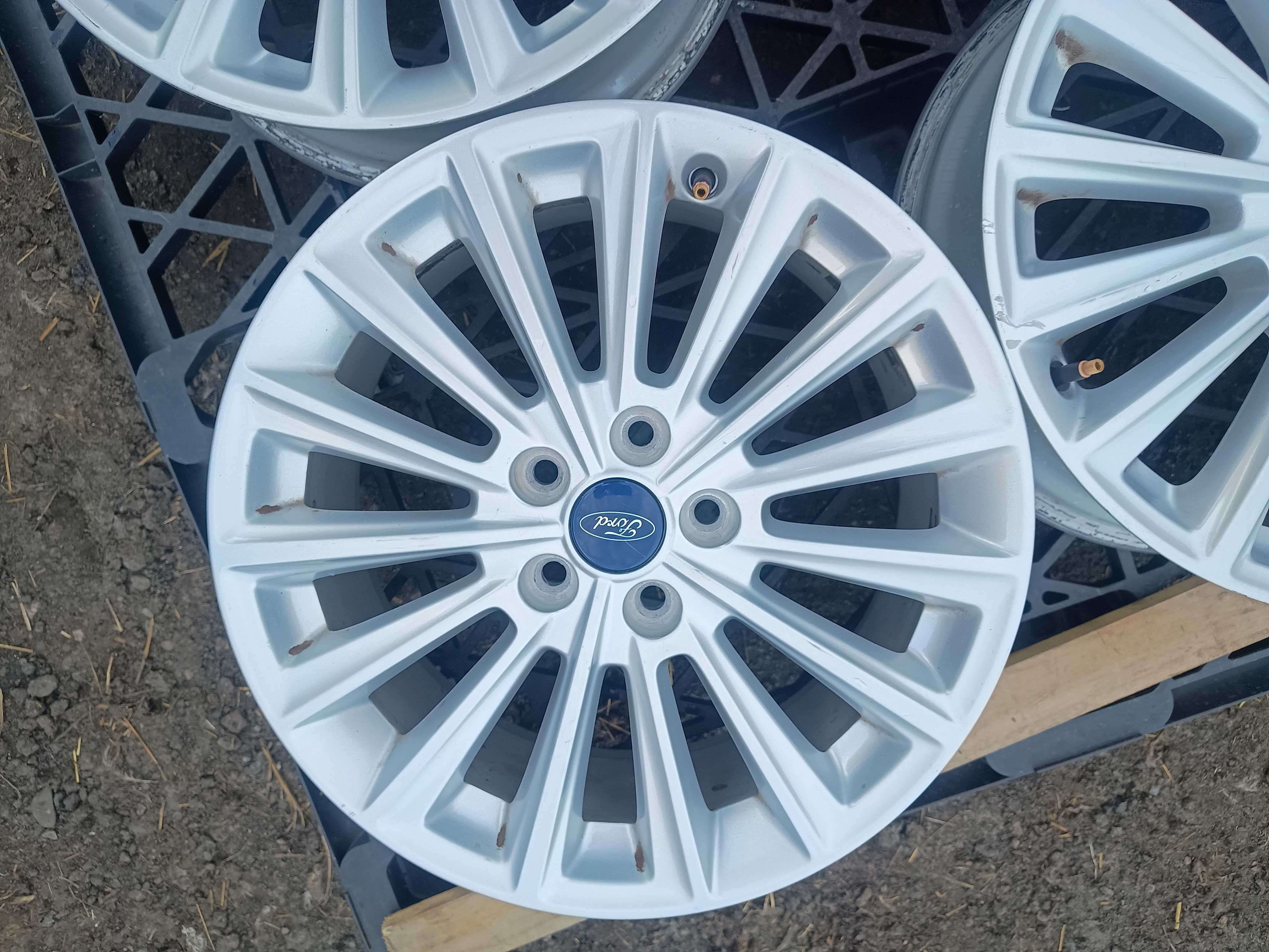 Alufelgi Ford 17'' 5x108 Volvo