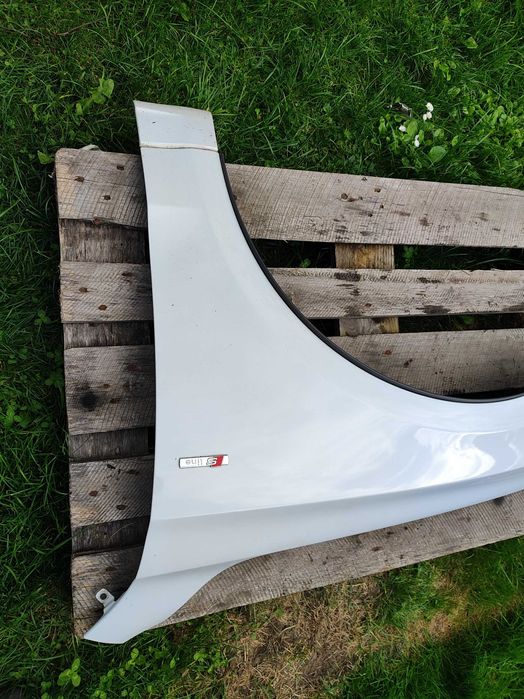 Audi Q5 błotnik przód przedni LS9R