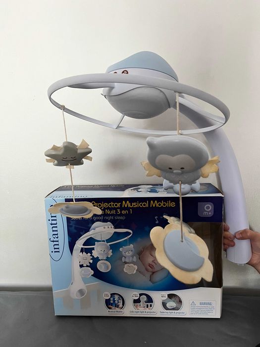 Muzyczna karuzela z projektorem Infantino
