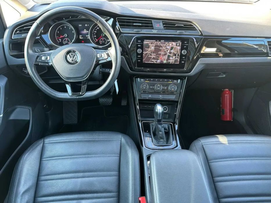 Volkswagen Touran      2019