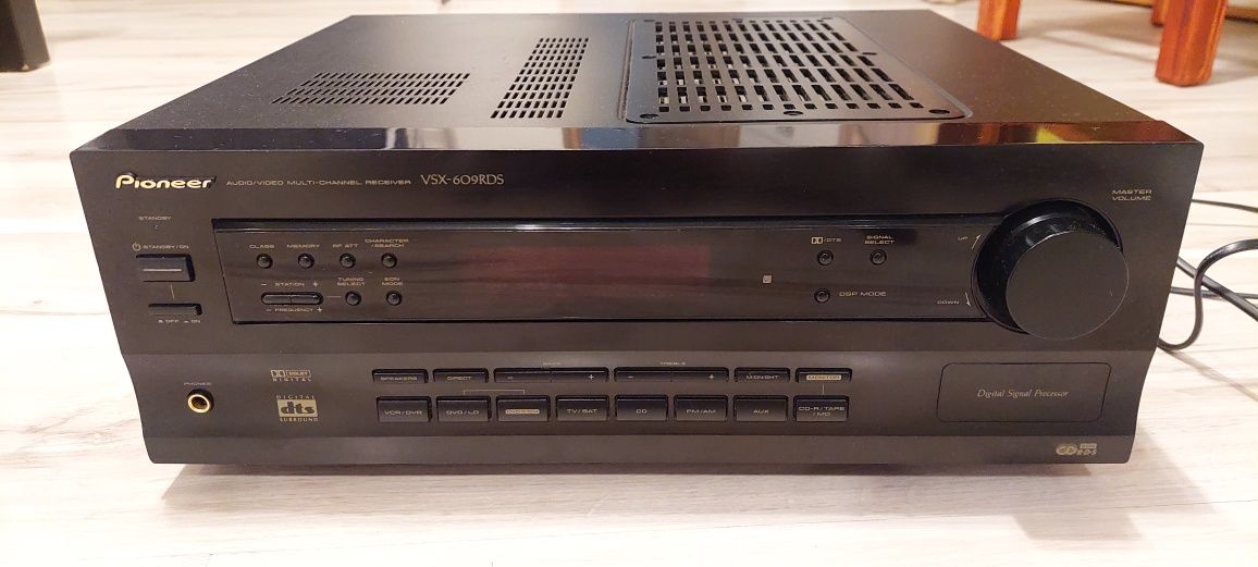 Amplituner pioneer vsx-609rds