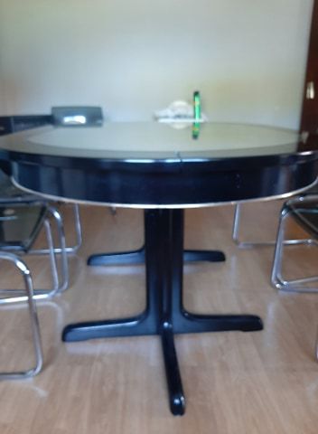 Vende-se Mesa de Jantar