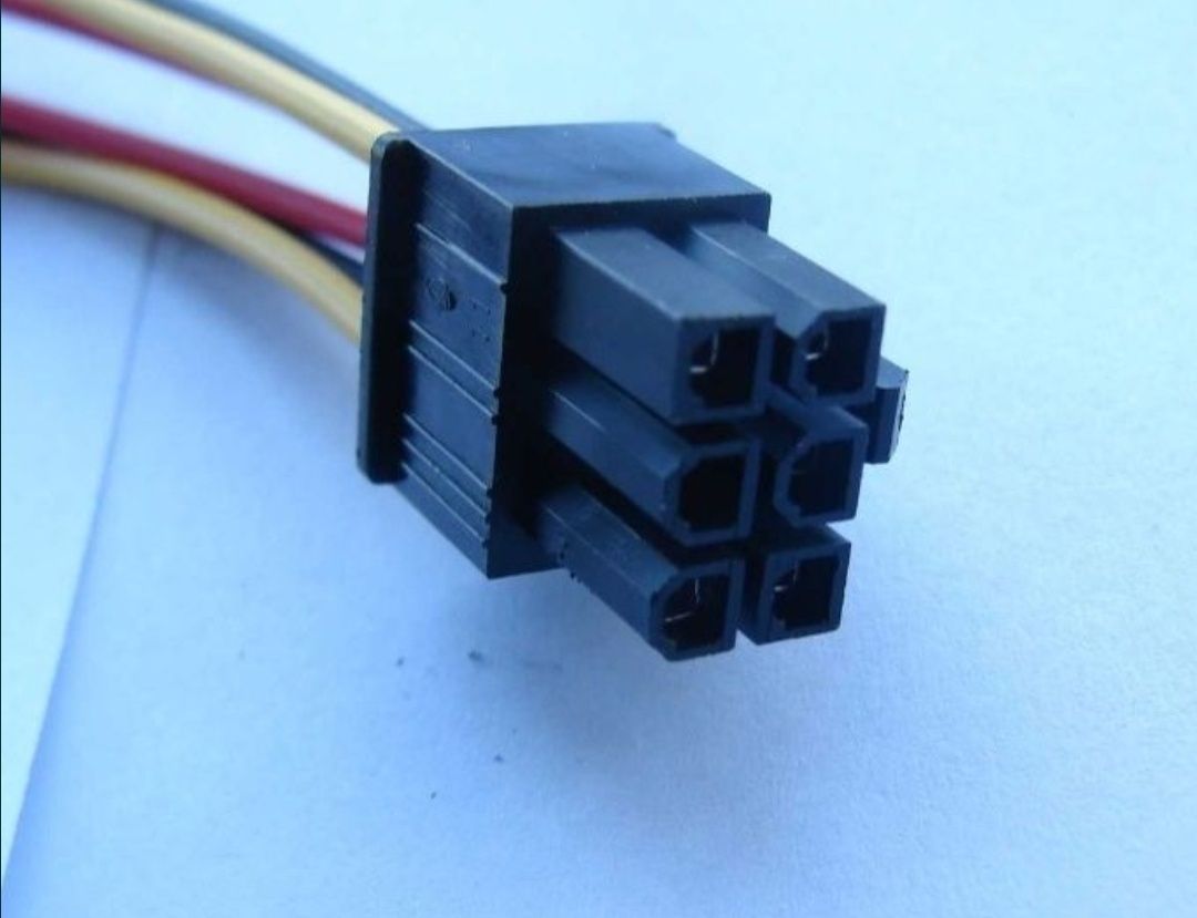 Кабель питания для видеокарты,переходник molex 6 pin

Кабель дополните