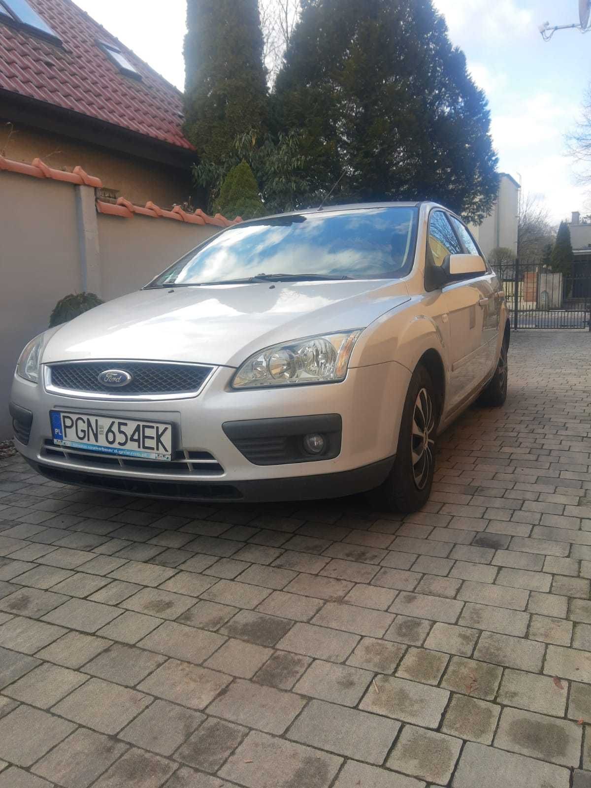 Ford Focus GHIA 2006r