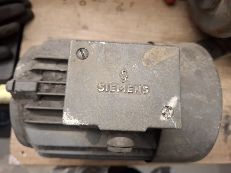Silnik elektryczny 230v/380v