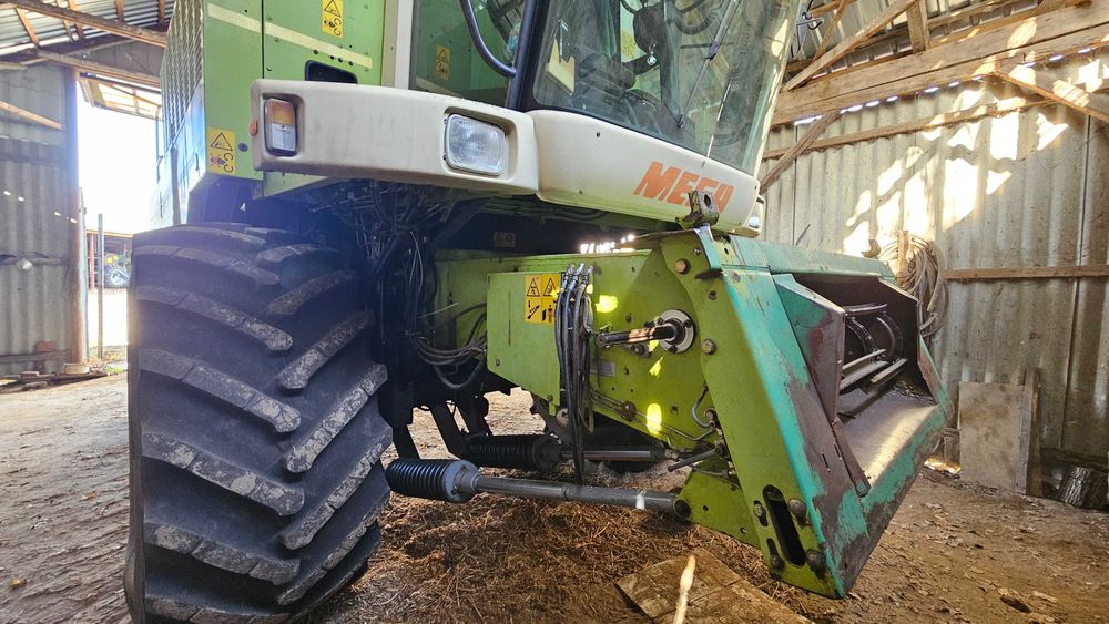 зернозбиральний комбайн CLAAS MEGA 204