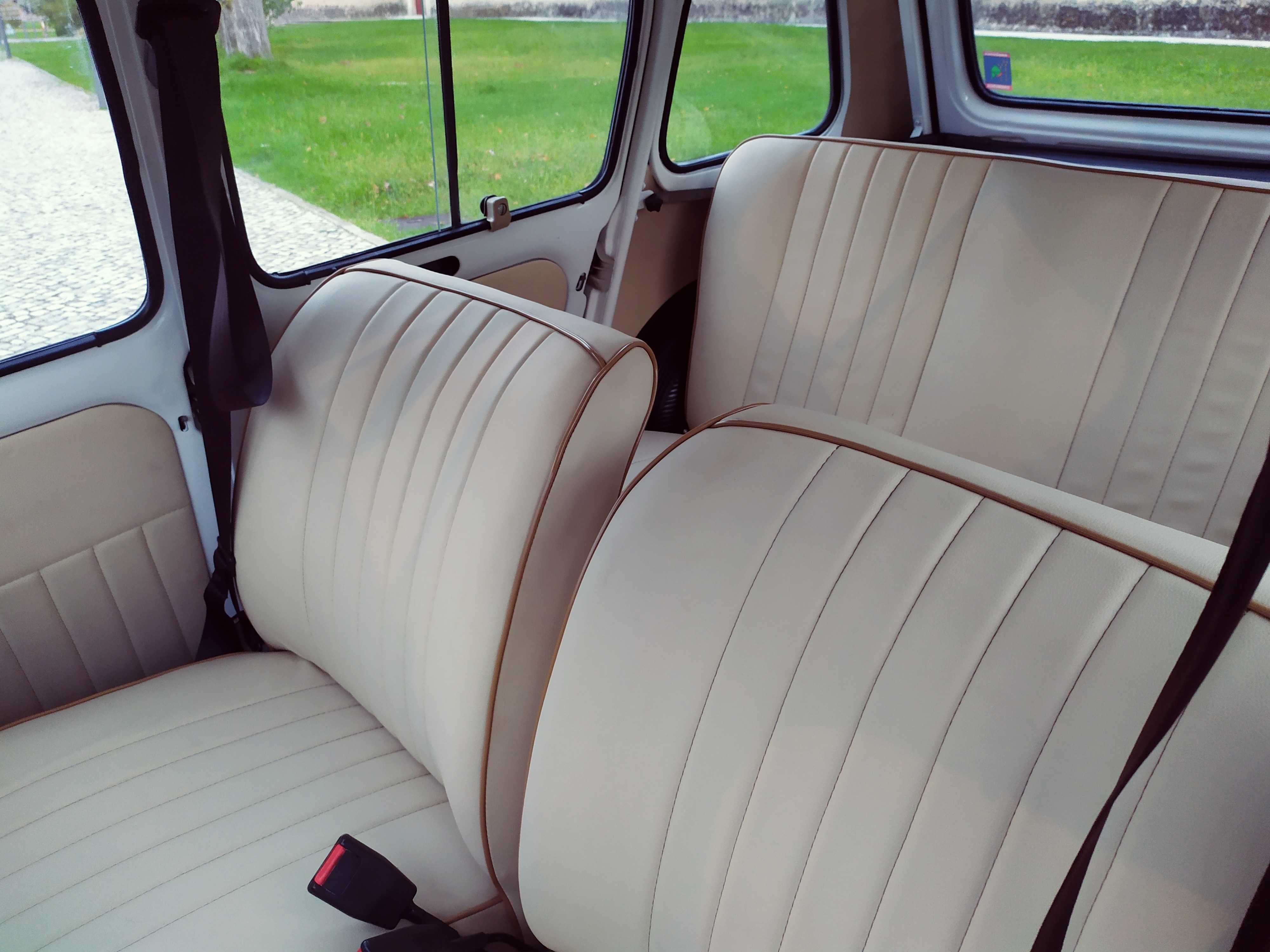 Aluguer de carro para casamentos e outros eventos – Renault 4L 1976