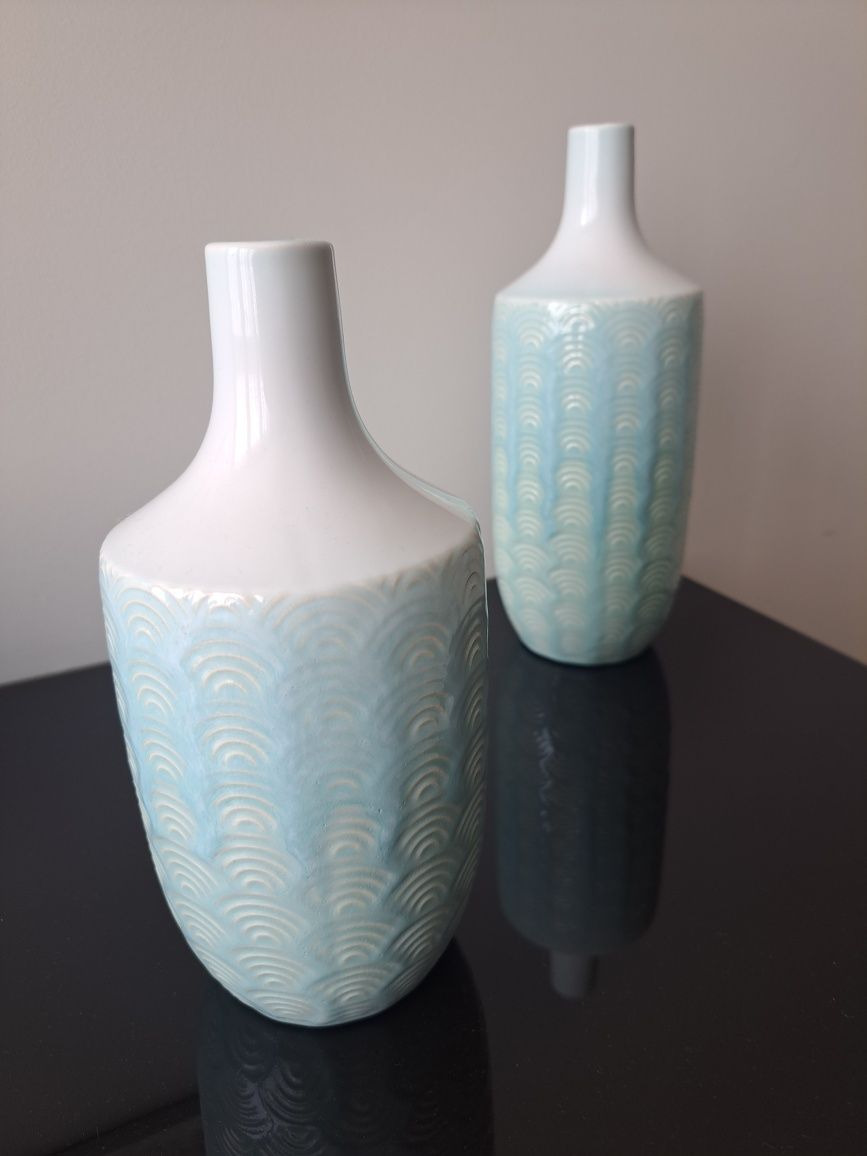 Conjunto 2 jarras tamanho 23cm e 28cm