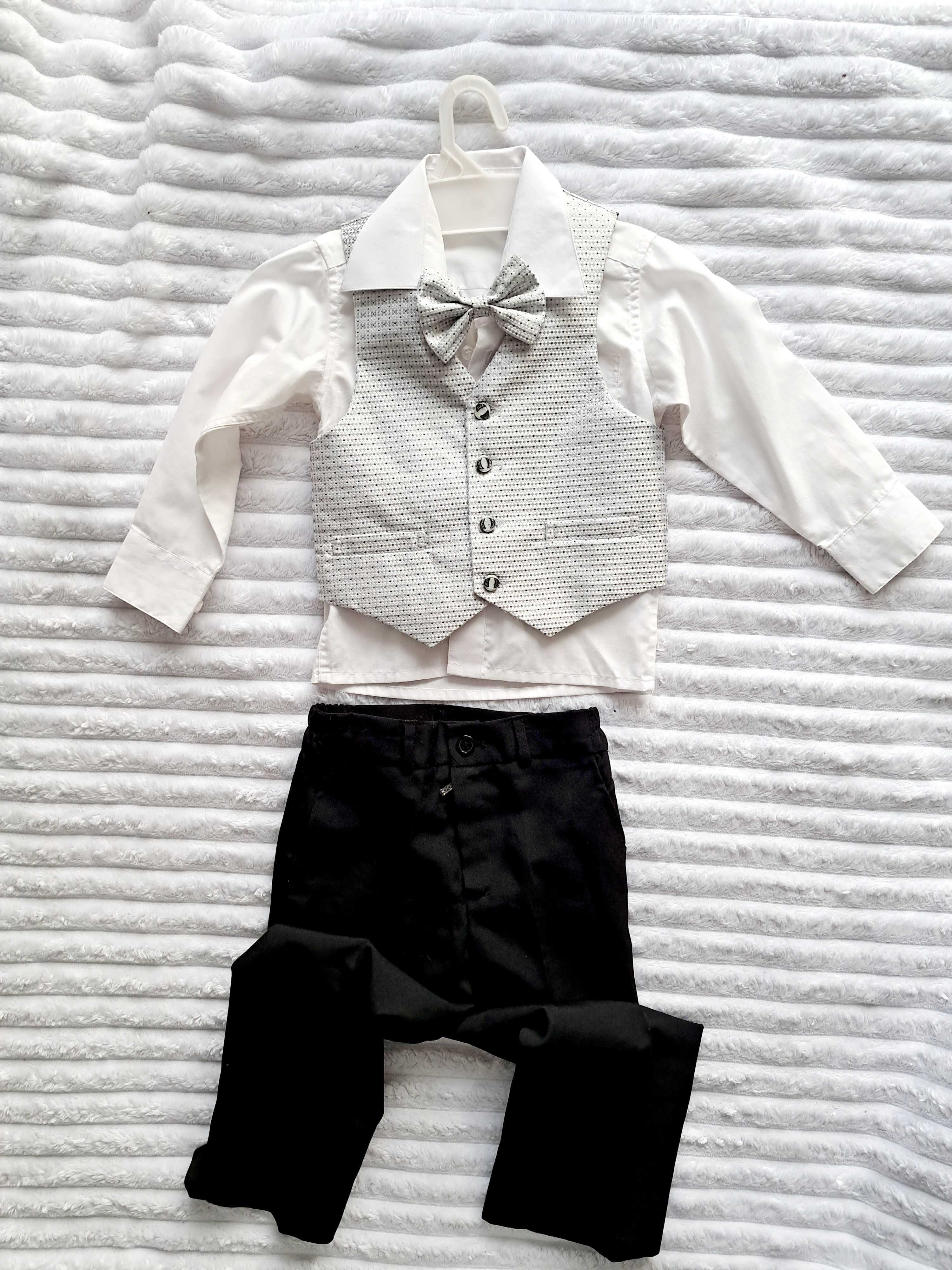 Костюм-тройка мальчику на 1-3 года рубашка,жилетка,брюки,бабочка