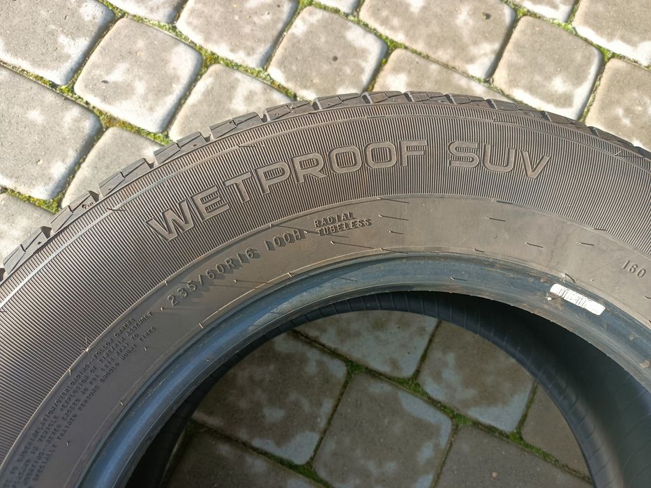 Opony Nokian Tyres lato 235/60R16 4szt