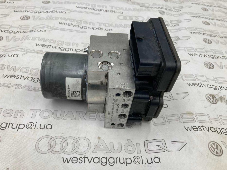 Блок АБС ABS 4M0907379R \ 4M0907379N Audi Ауди Ауді Q7 4M 2015 - 2021
