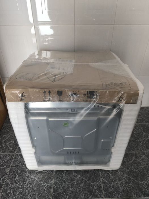 Forno a Vapor AEG PlusSteam