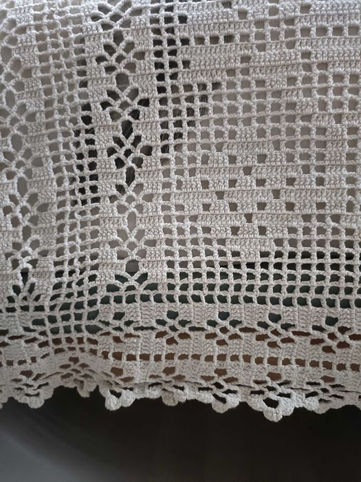 Perfeita colcha em crochê (nunca usada, parte de enxoval)