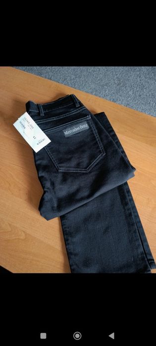 Nowe spodnie dżinsowe Mercedes -Benz czarne rozmiar 42