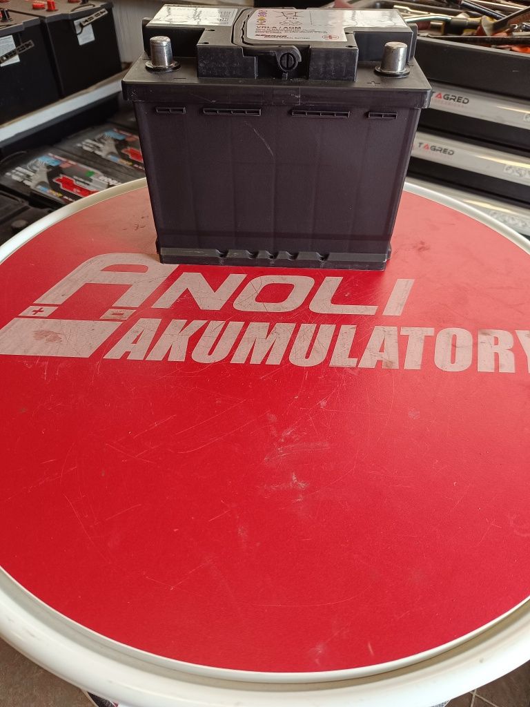 BMW akumulator 60ah AGM OE