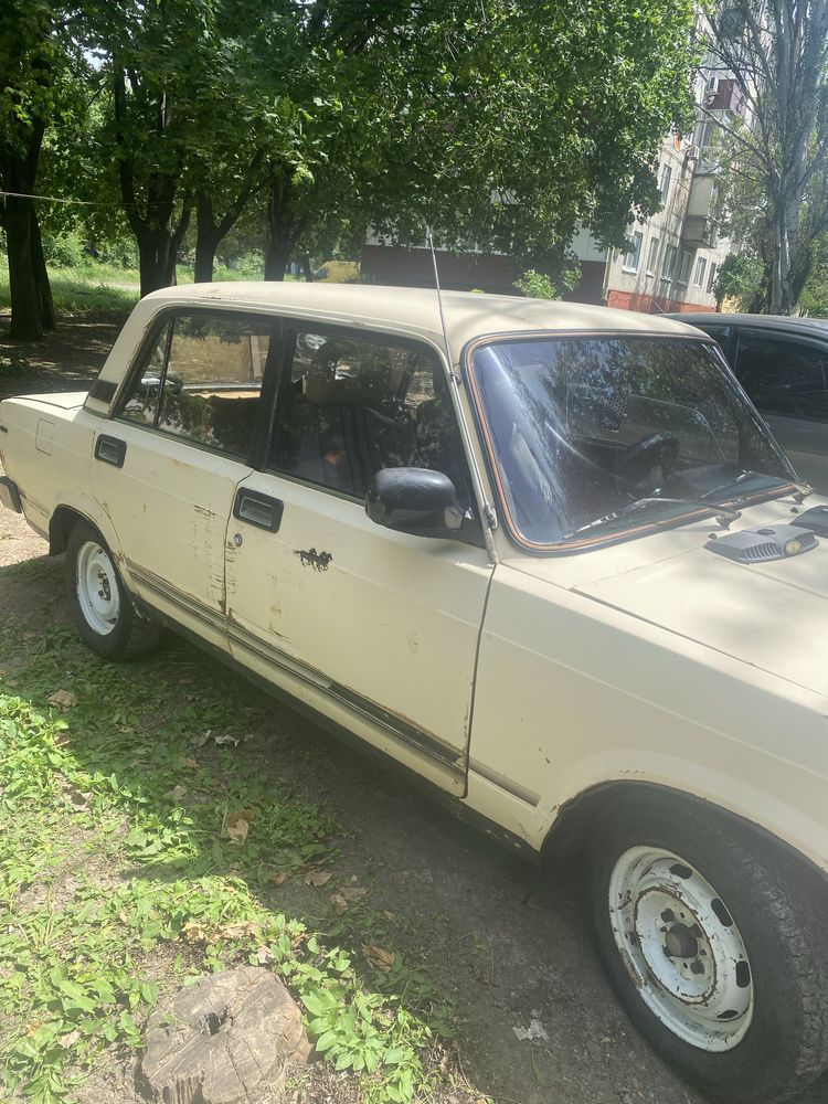 Продам Ваз 2105 срочно!