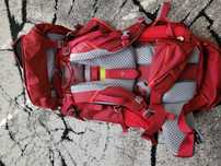 Plecak turystyczny dla dzieci quechua MH500 40l +10l czerwony