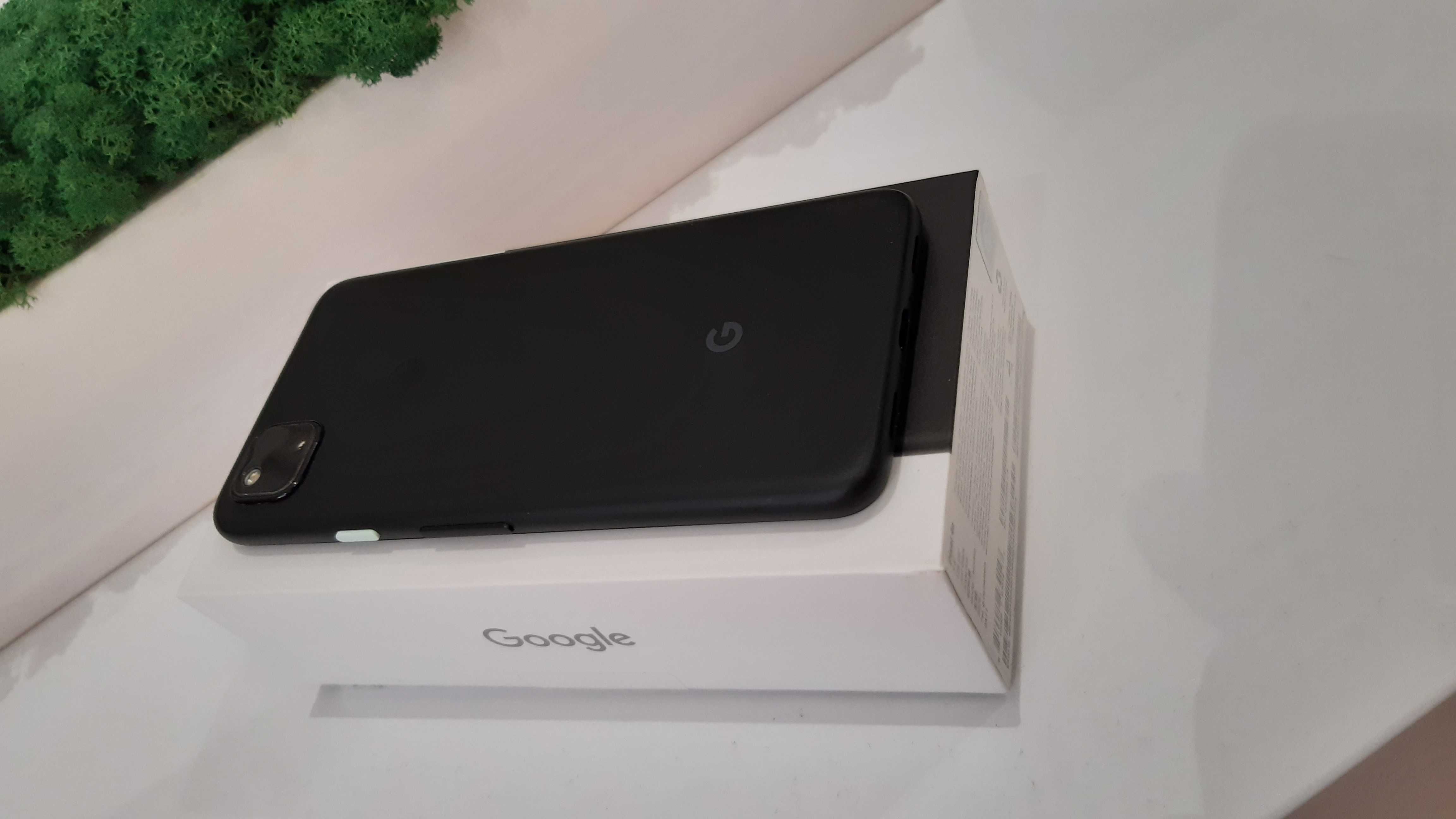 Смартфон Google Pixel 4a