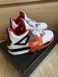 NOWE buty Nike Air Jordan 4 Retro Thunder Fire Red  r. 39  DC7770