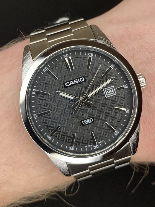 Годинник  Casio MTP-VD03D Оригінал Гарантія Часы Касио