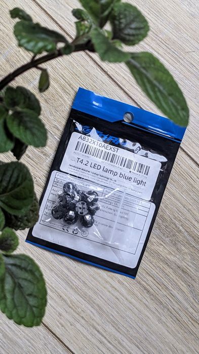 Лампочки приборки T4.2 блакитний