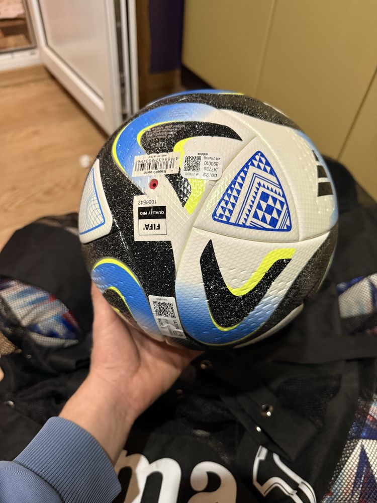 Adidas мяч оригінальний