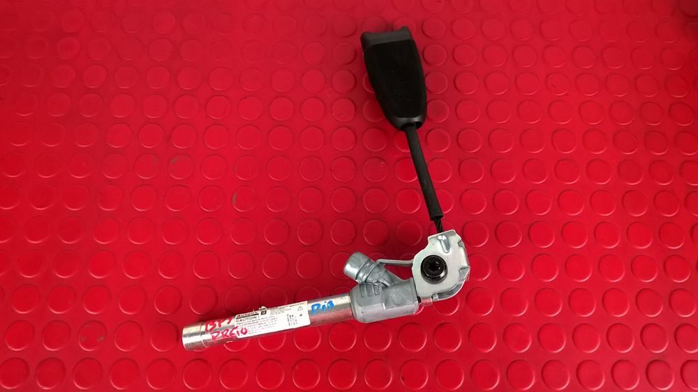 Cinto / Pre-tensor Direito [Opel Corsa D]
