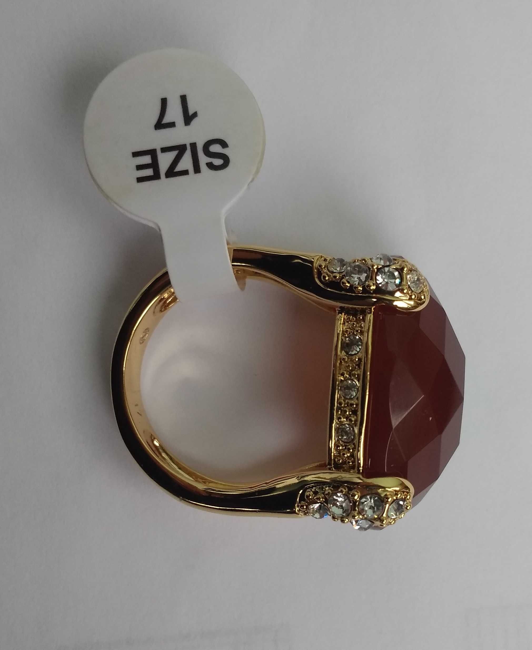 Продам женское кольцо от Орифлейм