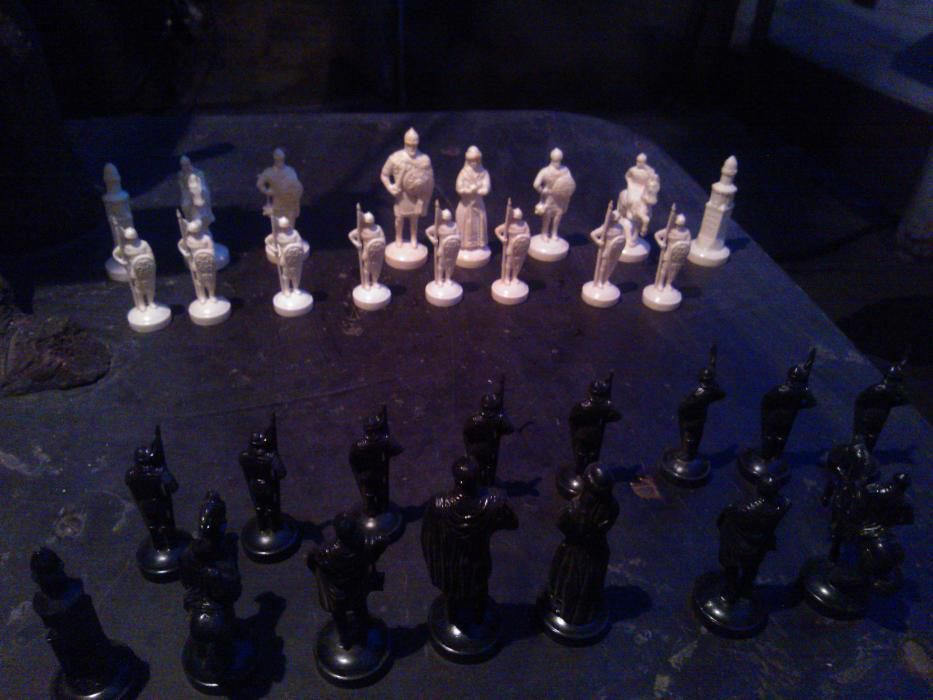 Коллекционные шахматы "Средневековье"