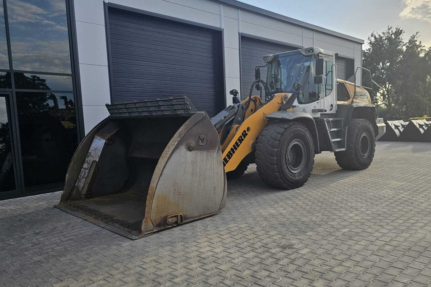 LIEBHERR L556 XPOWER 2019r Łyżka Wysoki Wysyp Szybkozłącze Centr. Smar