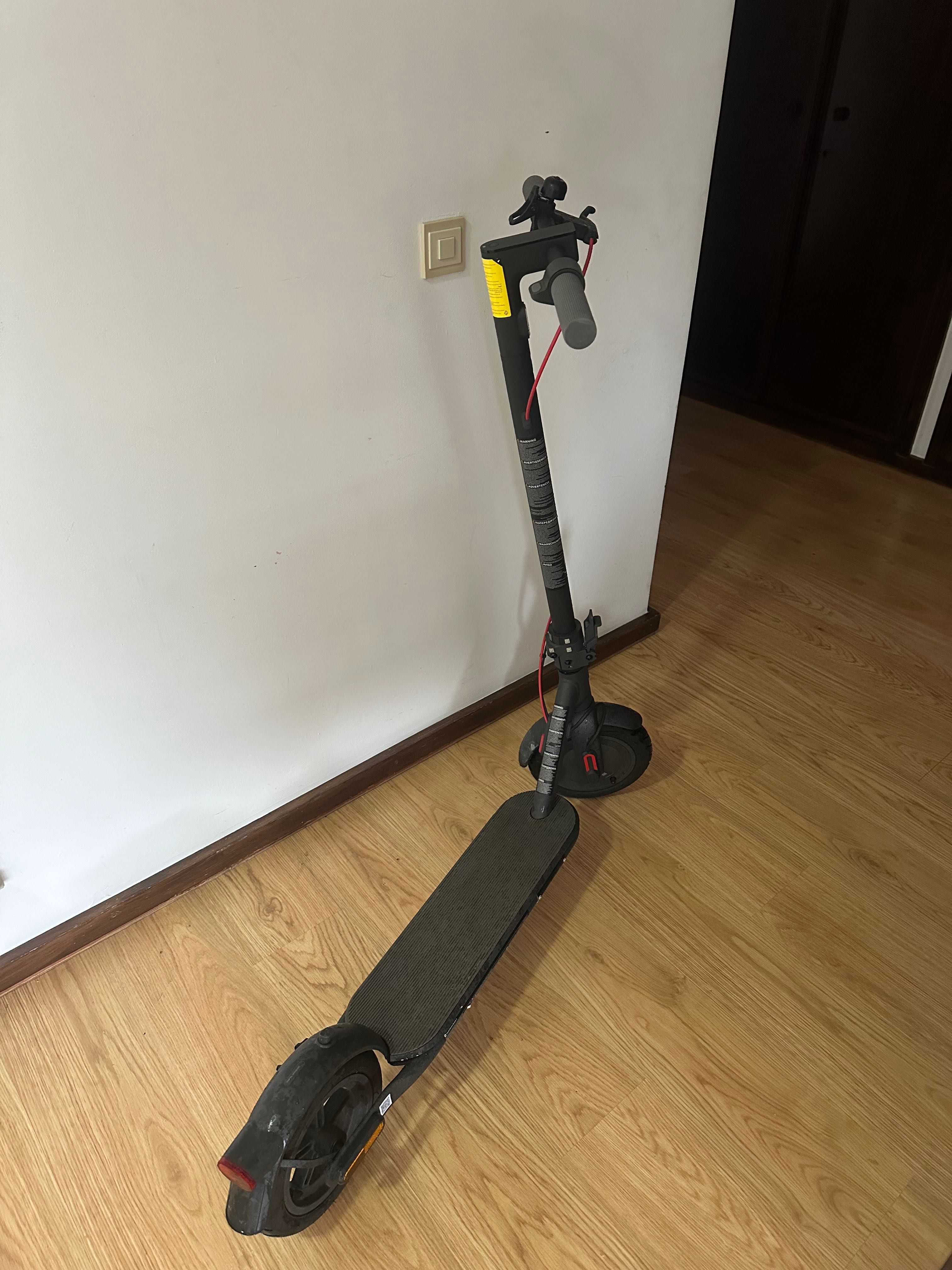 XIAOMI Eletric Scooter 4