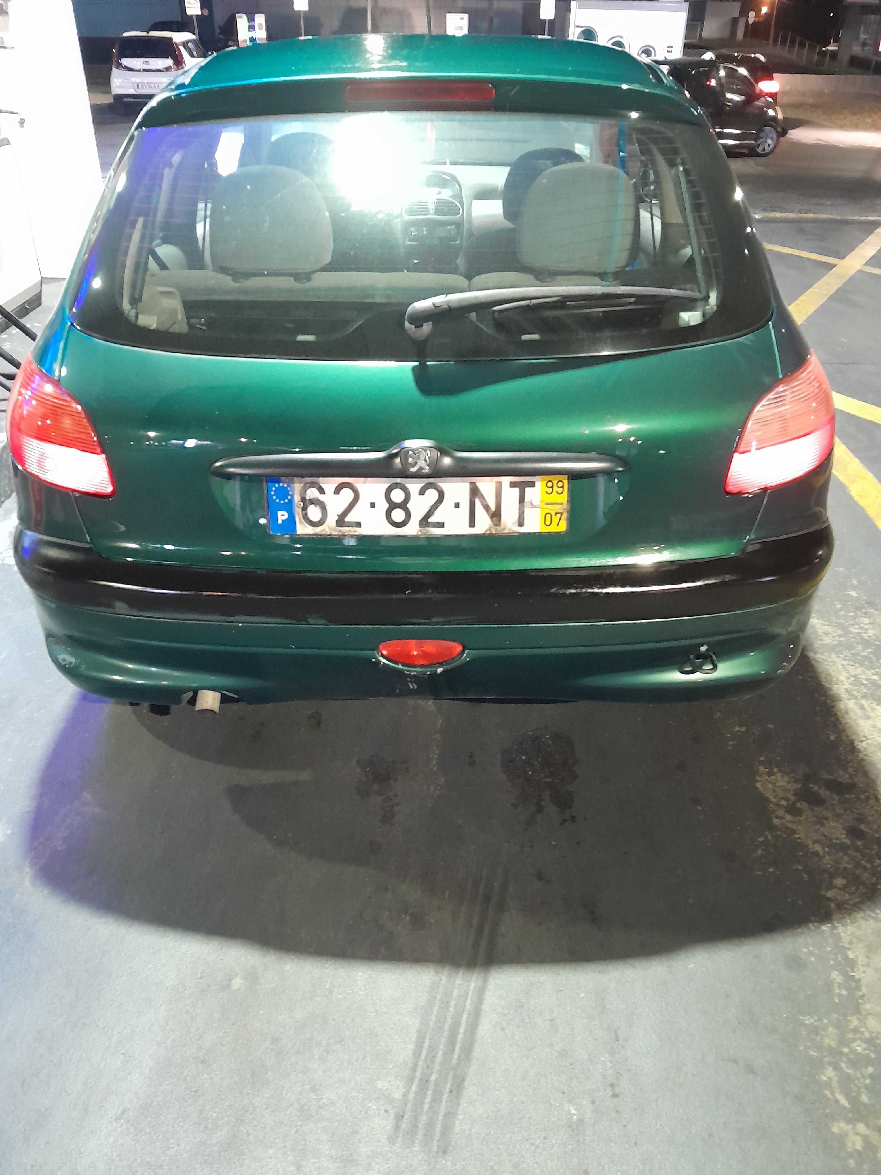 Peugout 206 1.1 gasolina ano 99