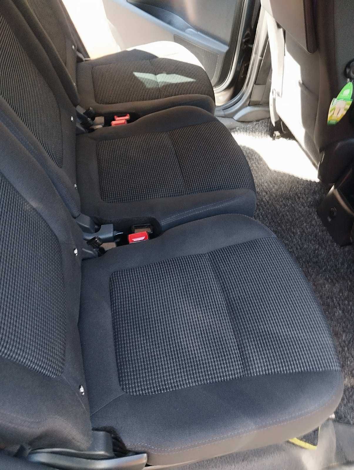 Peugeot 5008 1.6 2011