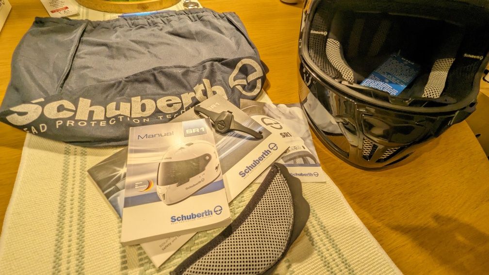 Kask Schuberth SR1 58/59 L nowy czarny