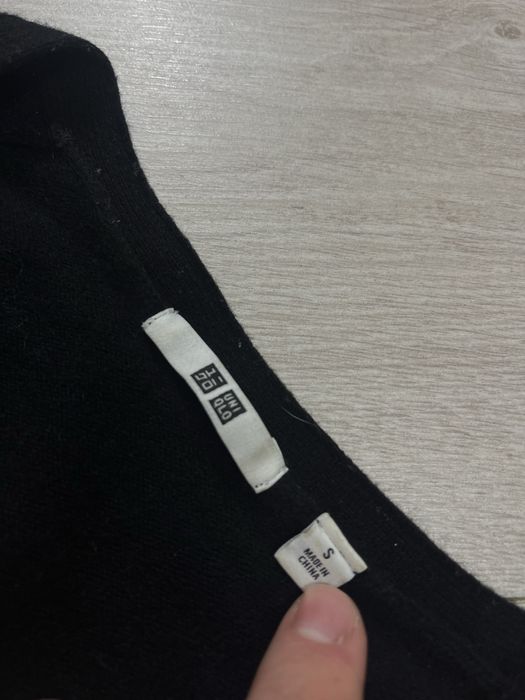 Женский кашемировый свитер кофта Uniqlo черный