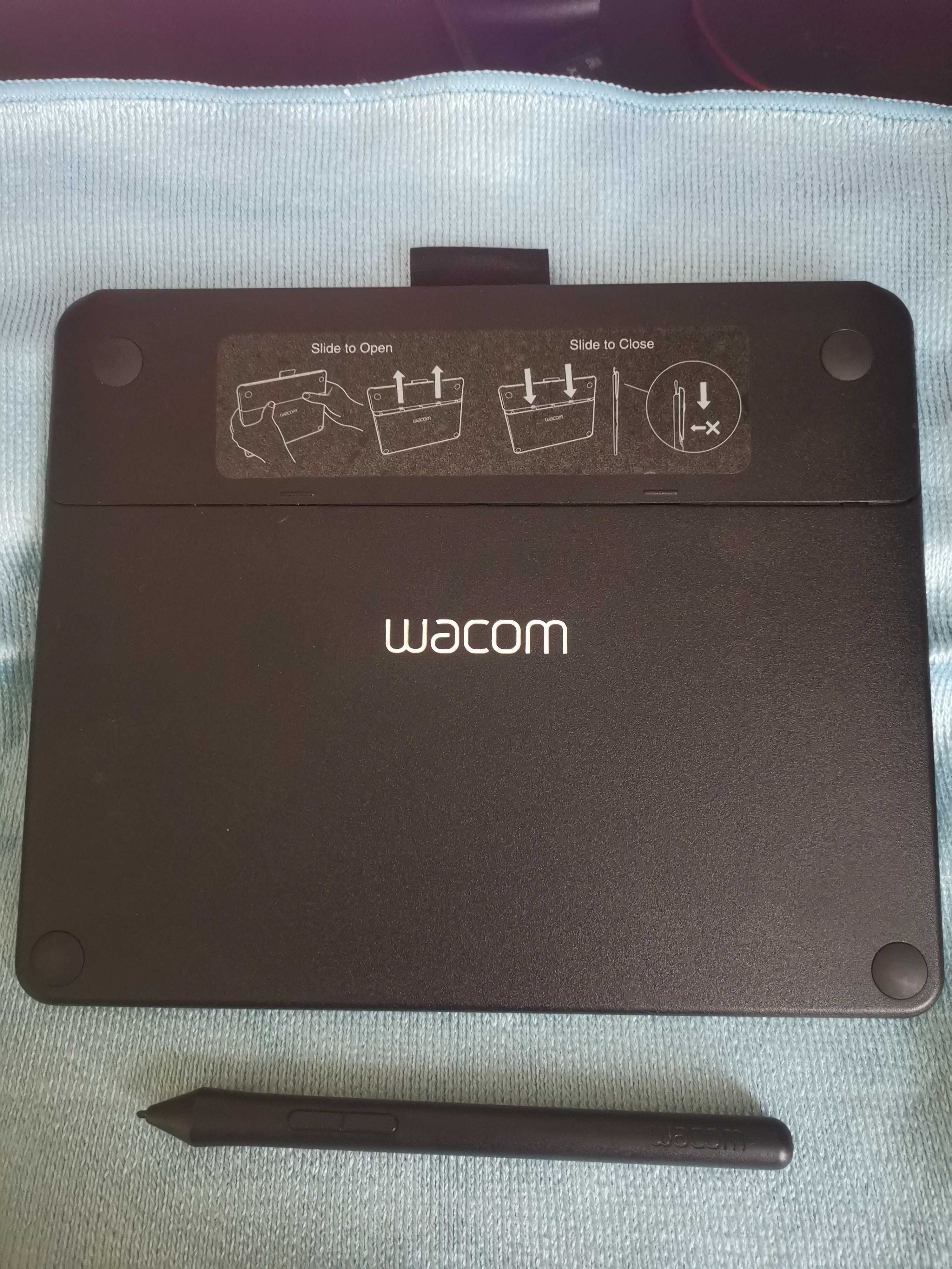 Tablet graficzny Wacom Intuos Comic S (A6) CTH-490CK czarny