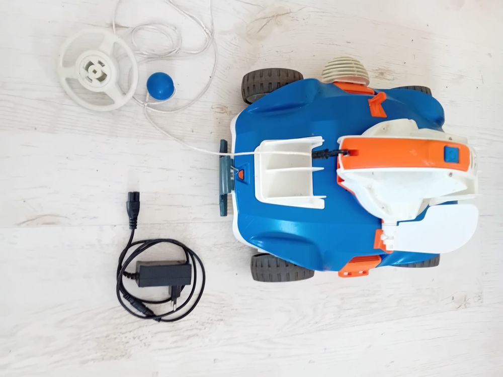 Robot czyszczący do basenów Bestway FLOWCLEAR AQUATRONIX 58482