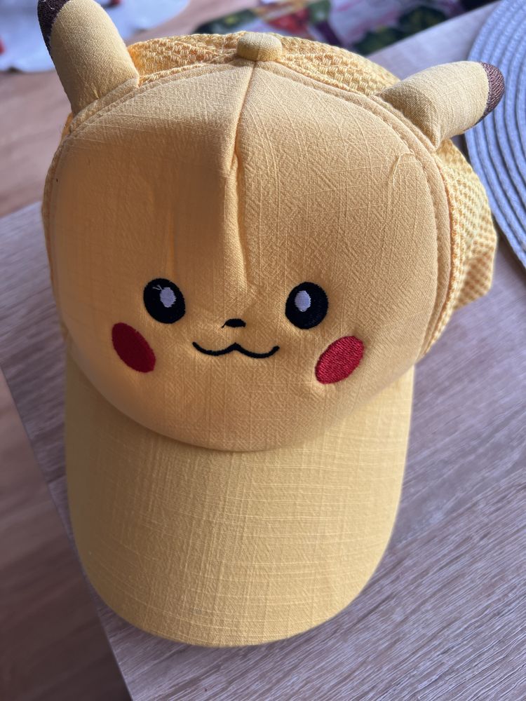 Czapka pikachu żółta z daszkiem