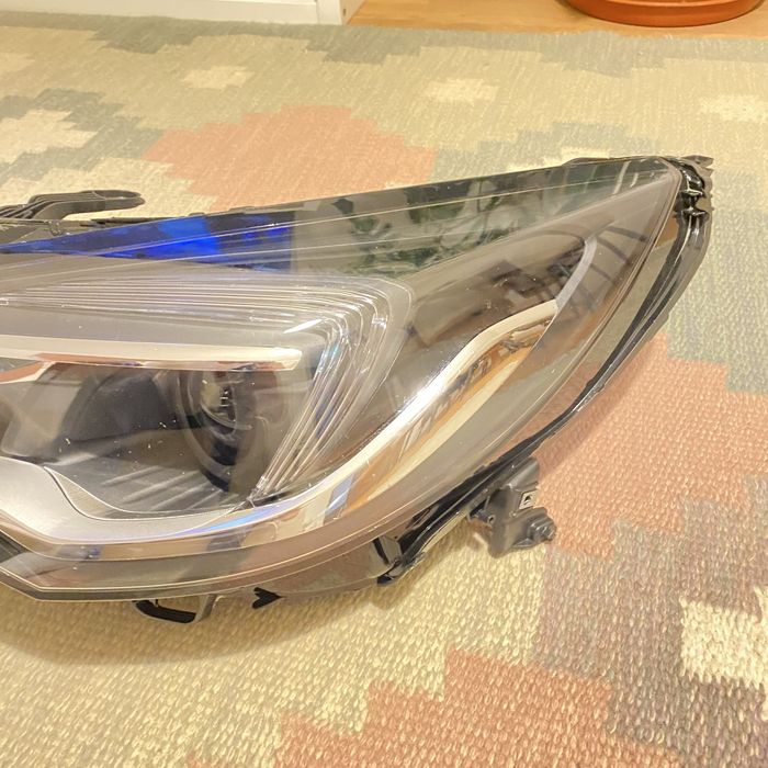 Farol otica sem modulo Leds Opel Astra K esquerda (lado do motorista)