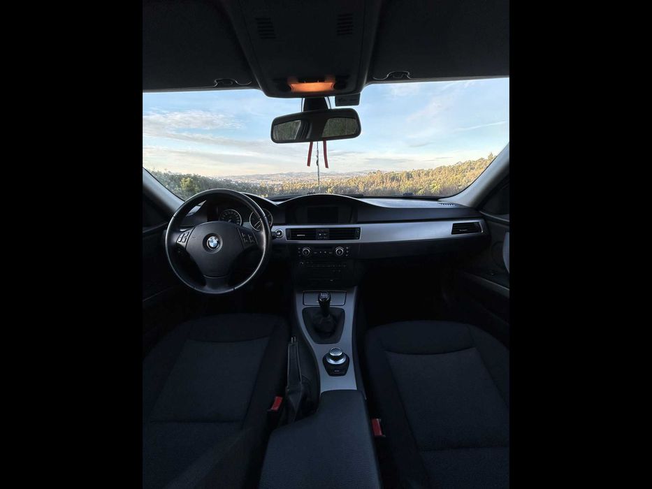 BMW 320d 2007 2.0 Diesel