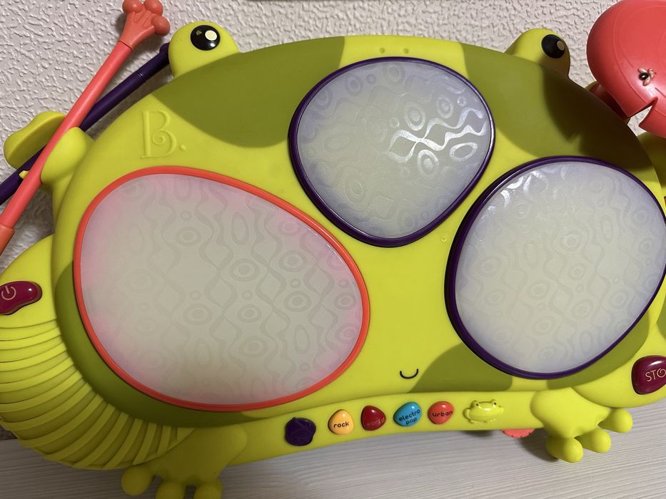 Музична іграшка барабан - КВАКВАФОН Battat