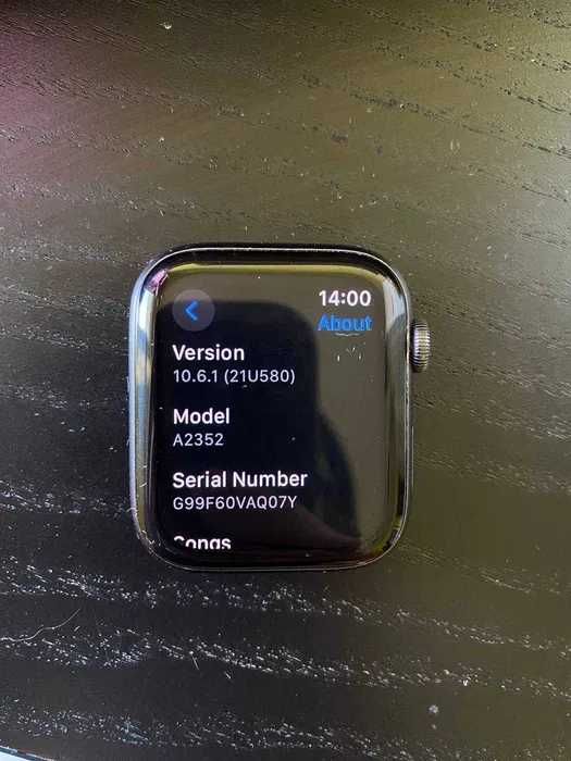 Apple Watch SE 44mm. Uszkodzone.