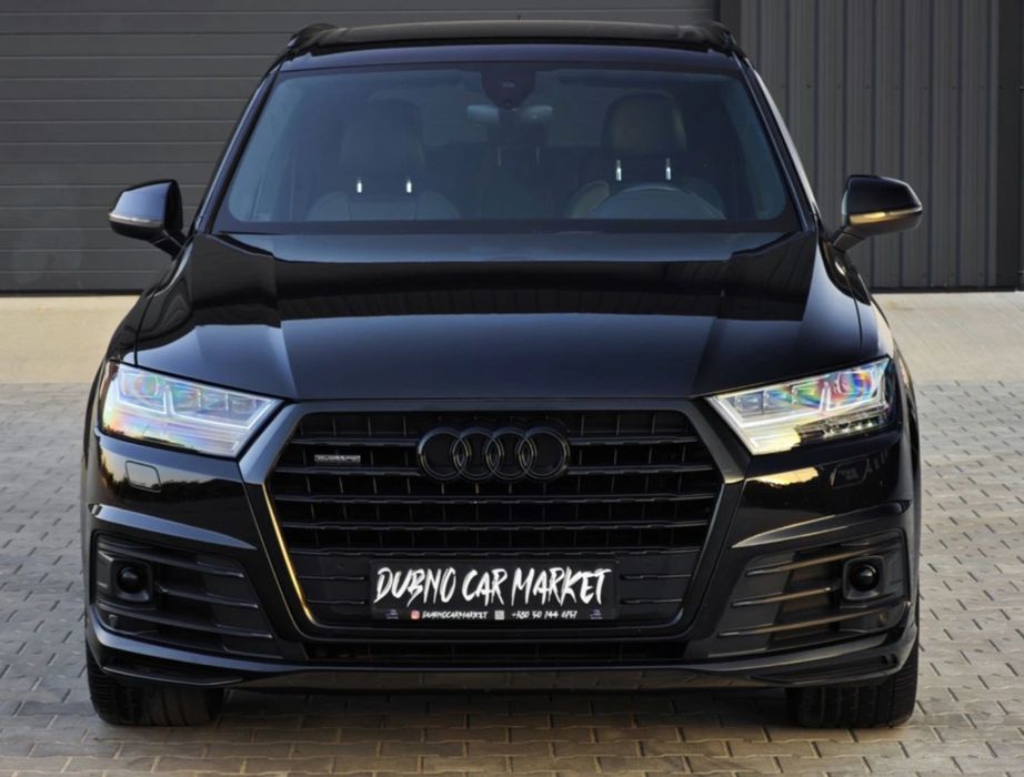 Передній бампер Audi Q7 4M S-Line 15-19р  audi q7 4m з Підрешітником